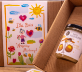 2 miody w pudełku na Dzień Babci i Dziadka z 1 znakiem zodiaku