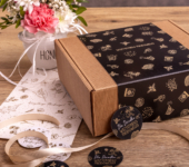 2 miody w pudełku na Dzień Babci lub Dziadka