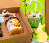 2 miody w pudełku na Wielkanoc z 1 znakiem zodiaku