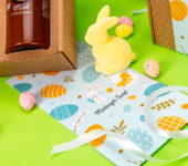 2 duże miody w pudełku na Wielkanoc