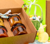 4 miodki w pudełku na Wielkanoc