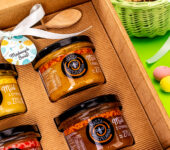 4 miodki w pudełku na Wielkanoc