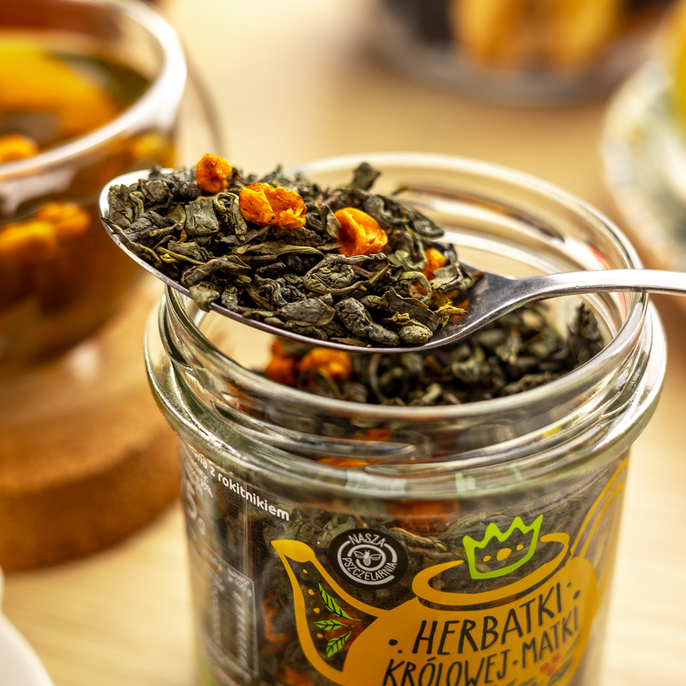 Herbata zielona Gunpowder z rokitnikiem – Herbatki Królowej Matki